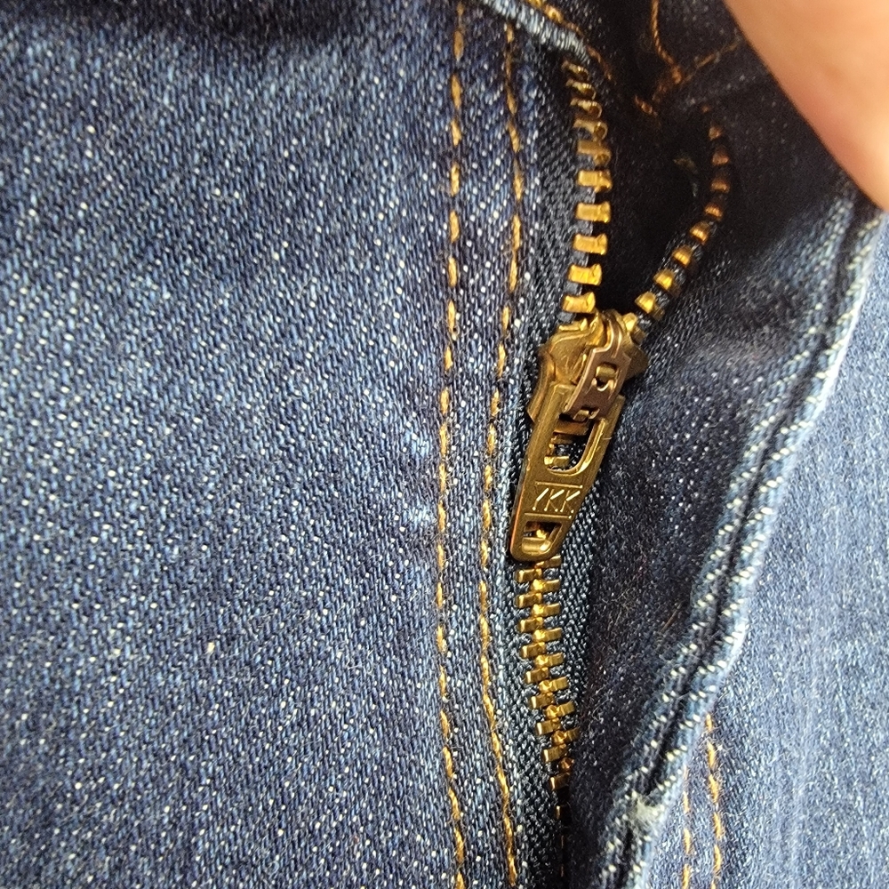 Wrangler Boys 14 Husky Dark Wash Jeans - Picture 2 of 10